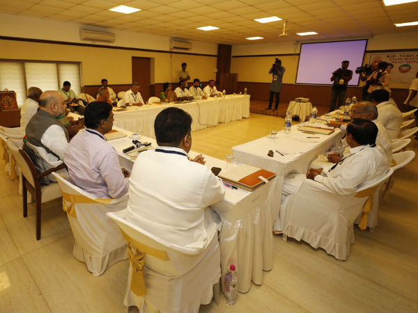Amit Shah meets Loksabha Toli in Chennai Amit Shah meets Loksabha Toli in Chennai