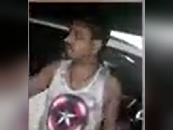 An inspector of police danced in middle of the road in southwest Delhi An inspector of police danced in middle of the road in southwest Delhi