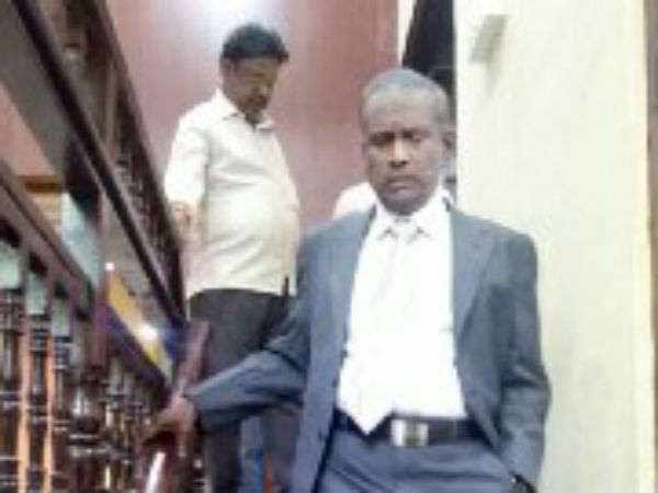 Arumugasami commission inquires in Apollo hospital today Arumugasami commission inquires in Apollo hospital today
