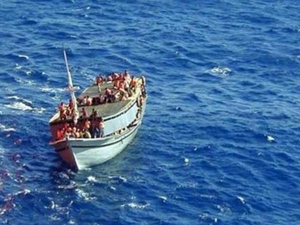 Aus govt deports 18 Lankans to Sri Lanka Aus govt deports 18 Lankans to Sri Lanka