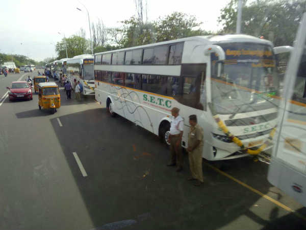 new bus of government break down, in mid of Nagerkovil – Nellai root new bus of government break down, in mid of Nagerkovil – Nellai root