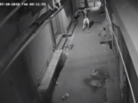 CCTV footage of a thief dancing before attempt to break into a shop in Delhi CCTV footage of a thief dancing before attempt to break into a shop in Delhi