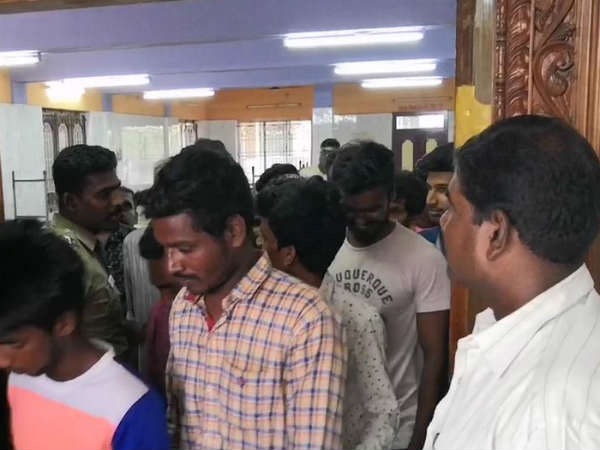 Chennai Police conduct searching operation, suspected 94 person arrested Chennai Police conduct searching operation, suspected 94 person arrested