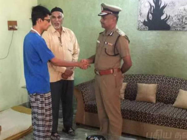 Chennai Commissioner met with college student who got beaten by a police Chennai Commissioner met with college student who got beaten by a police