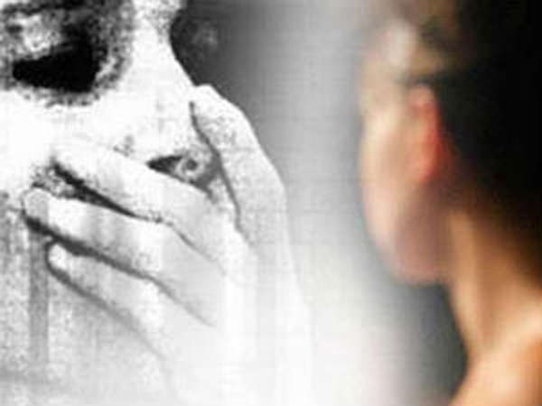 அப்பகுதியில் பெரும் பரபரப்பு