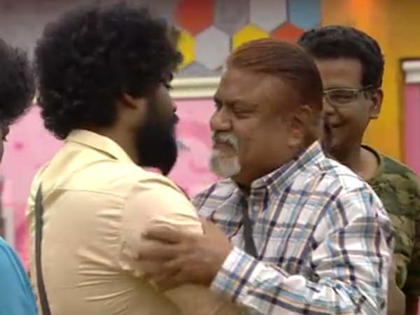 கட்டிப்பிடி வைத்தியம்