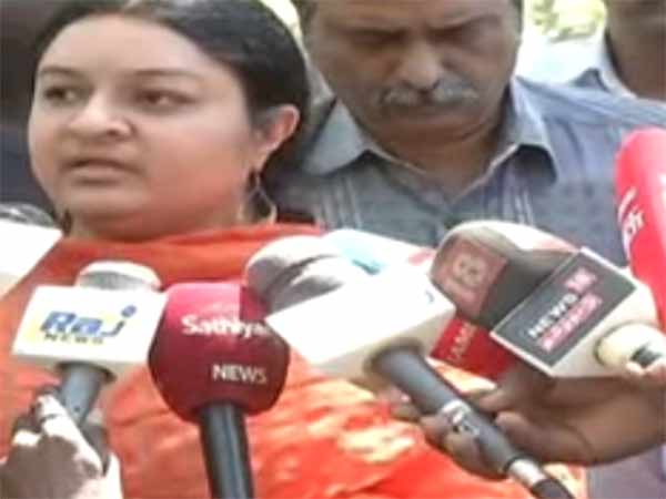என்னையும் கூட்டிட்டு போங்க