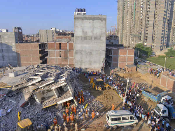 3 dead after building collapsed in Delhi 3 dead after building collapsed in Delhi
