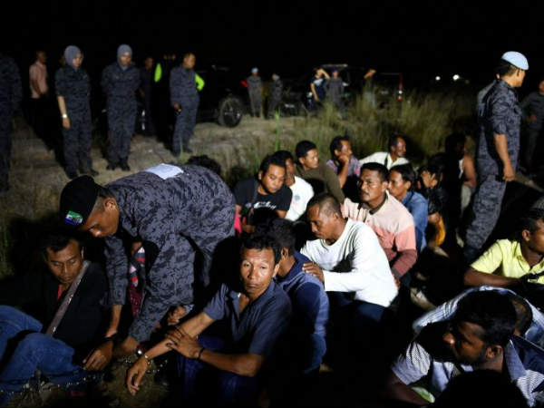 Malaysia warns Illegal immigrants to surrender Malaysia warns Illegal immigrants to surrender