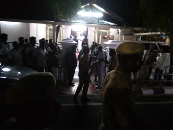 தீவிர பாதுகாப்பு