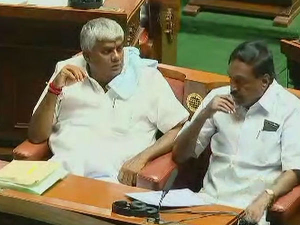 தினமும் நீண்ட பயணம்