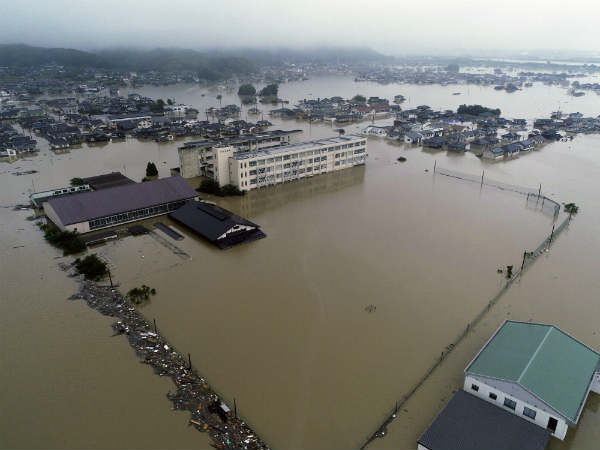 Worst Rain in Japan kills nearly 49 people, 50 people injured Worst Rain in Japan kills nearly 49 people, 50 people injured
