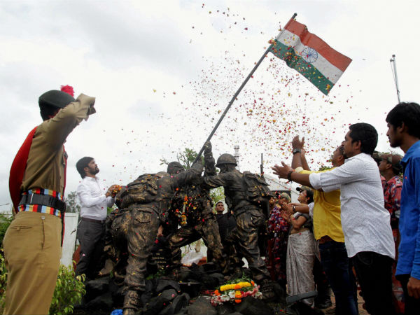 Today Kargil Vijay Diwas celebrated in border Today Kargil Vijay Diwas celebrated in border