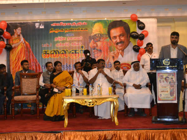 இந்தியாவை ஆளும் ஒருவர்