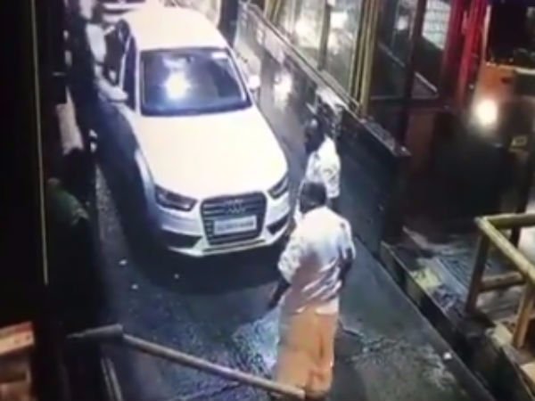 Kerala MLA damages Tollgate barricade Kerala MLA damages Tollgate barricade