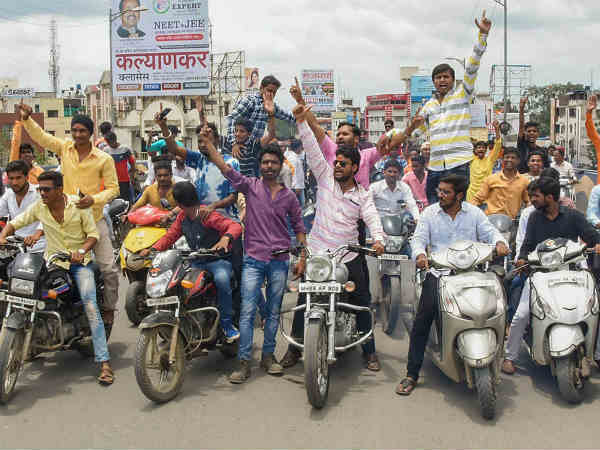 மன்னிப்பு கேட்க வேண்டும்