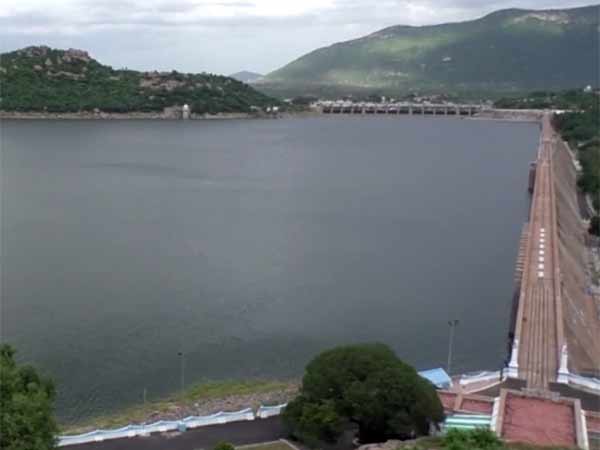 மூன்று ஆண்டுகளுக்கு பிறகு