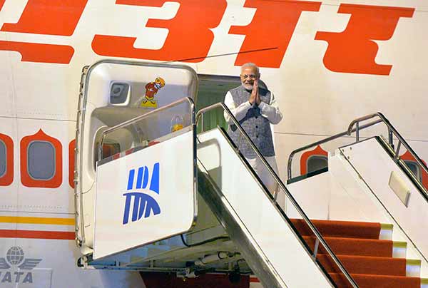 Congress sends Modi name to Guinness records for Travelling Congress sends Modi name to Guinness records for Travelling