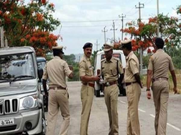 Chennai Police warns Transgenders Chennai Police warns Transgenders