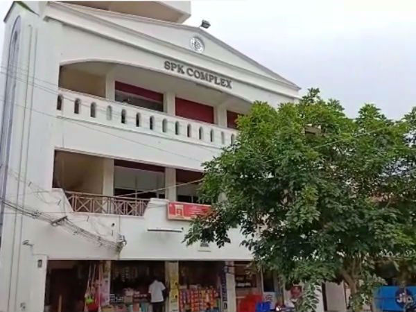 Aruppukkottai IT raid: Officials resumes the Operation Parking Money for the 4th day Aruppukkottai IT raid: Officials resumes the Operation Parking Money for the 4th day