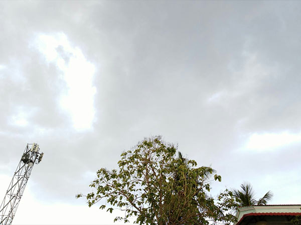 Rain hits in Chennai due to convergence Rain hits in Chennai due to convergence