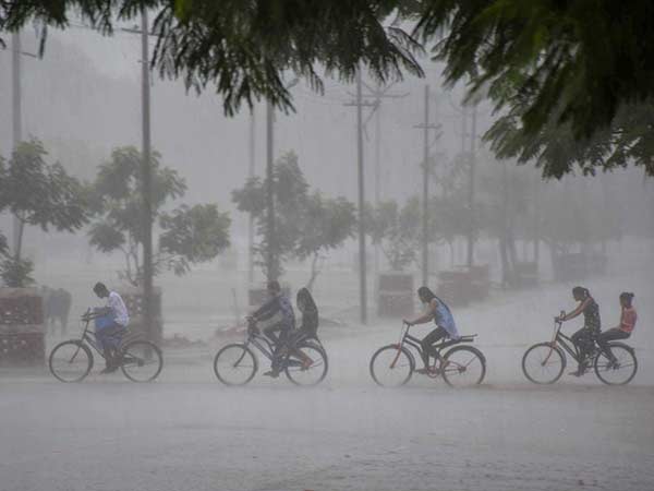 Heavy rain in Tamil Nadu today: Met Heavy rain in Tamil Nadu today: Met