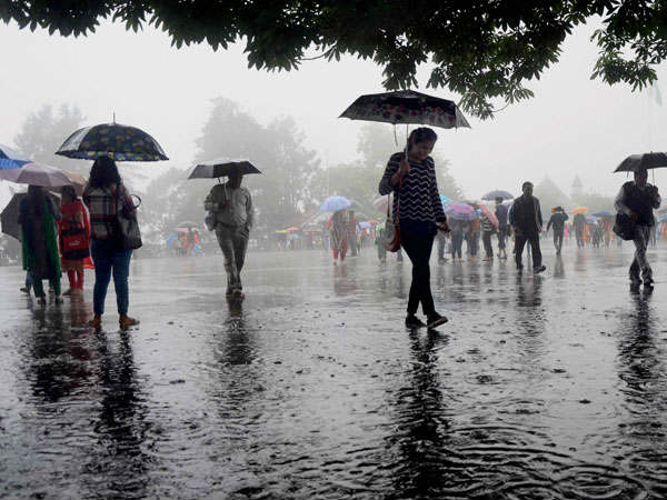 Extremely heavy rains very likely at isolated places over Gujarat Region Extremely heavy rains very likely at isolated places over Gujarat Region