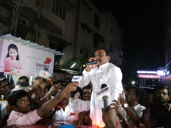 Karunanidhi health is good, please go home, A. Raja asks cadres Karunanidhi health is good, please go home, A. Raja asks cadres