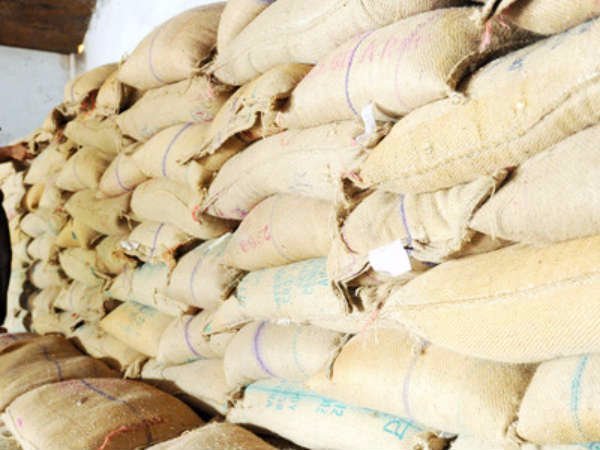 Kovilpatti near ration rice seized Kovilpatti near ration rice seized