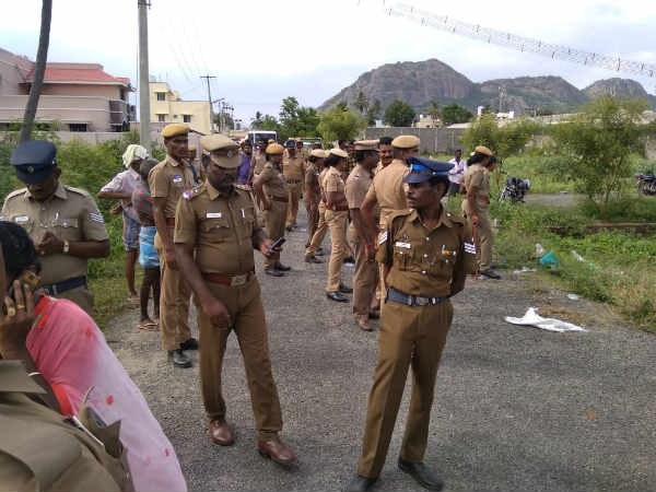 63 Protester released against Chennai – Salem express way from Vellore jail 63 Protester released against Chennai – Salem express way from Vellore jail