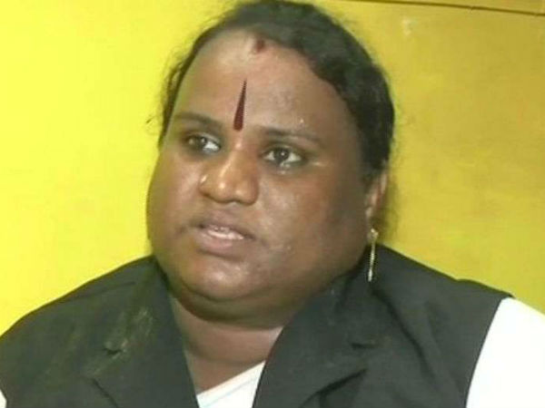 குடும்பத்தை விட்டு விலகல்