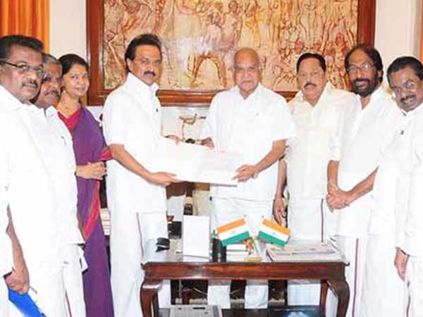 MK Stalin going to meet Governor Banwarilal Purohit MK Stalin going to meet Governor Banwarilal Purohit