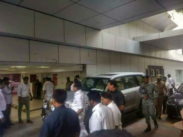 Karunanidhi family members came to Kauvery Hospital Karunanidhi family members came to Kauvery Hospital