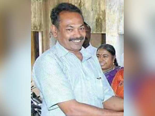 ஆனந்த கண்ணீரில் ஆசிரியர்கள்
