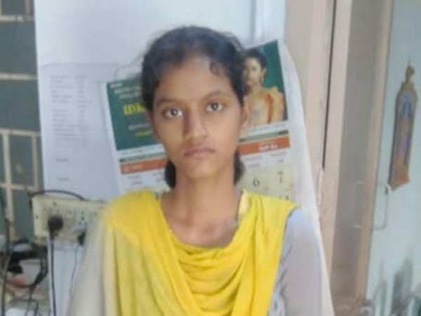 மாணவியுடன் பழக்கம்