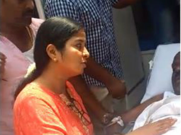 தினகரன் மனைவி ஆறுதல்