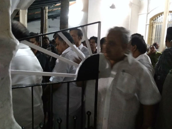 நலம் விசாரிப்பு