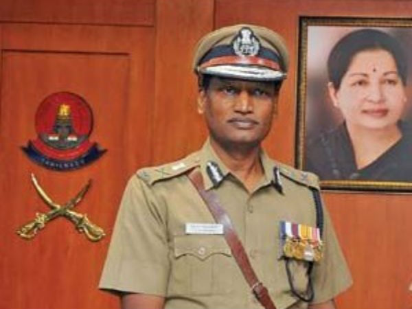 புதிய அதிகாரிகள்