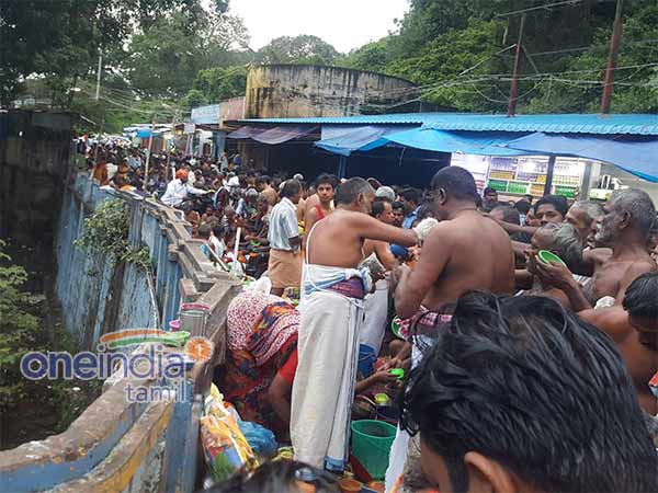 காகத்திற்கு உணவு