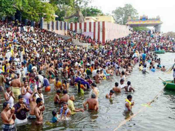 aadi perukku is a day dedicated to the god of nature 3-8-2018 aadi perukku is a day dedicated to the god of nature 3-8-2018