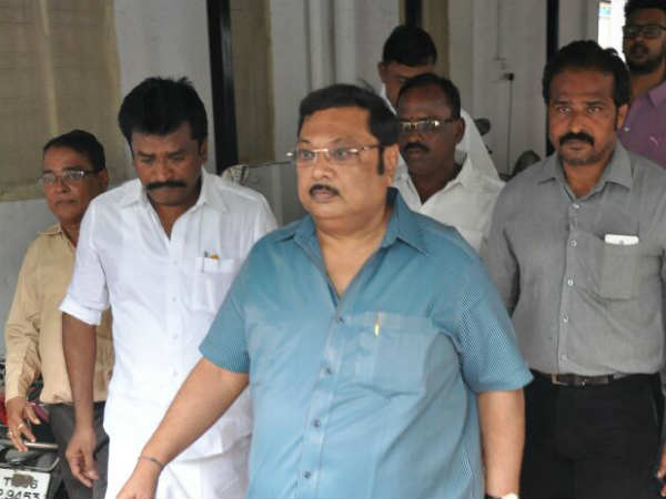 கருணாநிதியே சேர்க்கவில்லை