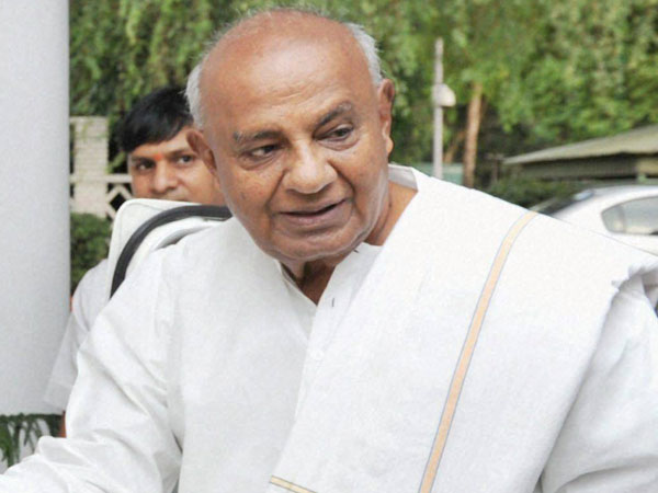 JDS supremo H. D. Deve Gowda quits from the active politics JDS supremo H. D. Deve Gowda quits from the active politics