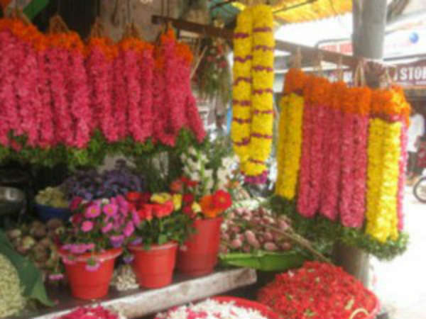பூக்கள் விற்பனை பாதிப்பு