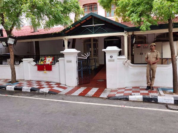 Gopalapuram house without Karunanidhi Gopalapuram house without Karunanidhi