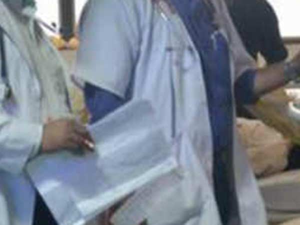 மருத்துவமனையில் அனுமதி