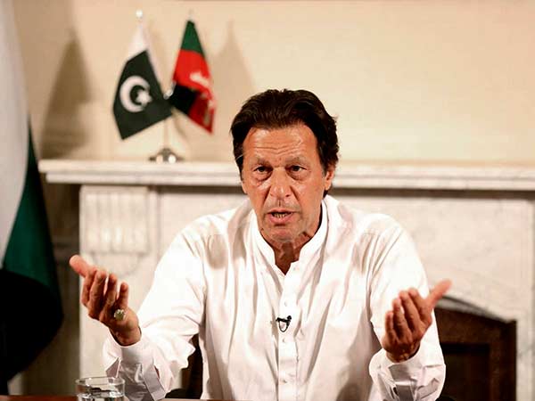 Pakistan: Imran Khans oath-taking ceremony may be postponed due to alliance issue Pakistan: Imran Khans oath-taking ceremony may be postponed due to alliance issue