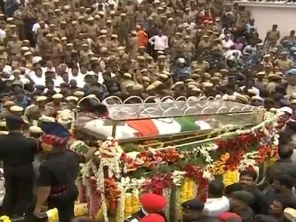 அடையாளத்தின் பதிப்பு