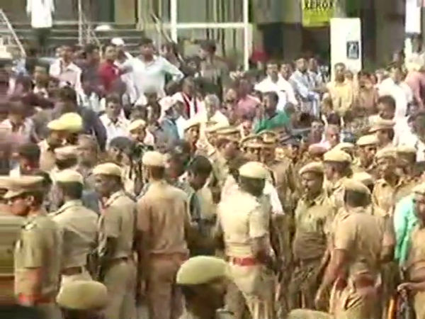 No one from outside has been allowed to enter Cauvery Hospital No one from outside has been allowed to enter Cauvery Hospital