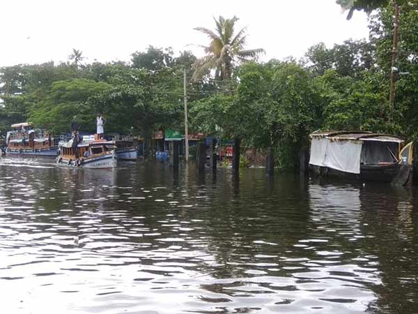 ரெட் அலர்ட்