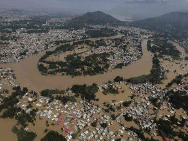 Kerala rains: Death toll rises to 70; red alert across all 14 districts Kerala rains: Death toll rises to 70; red alert across all 14 districts